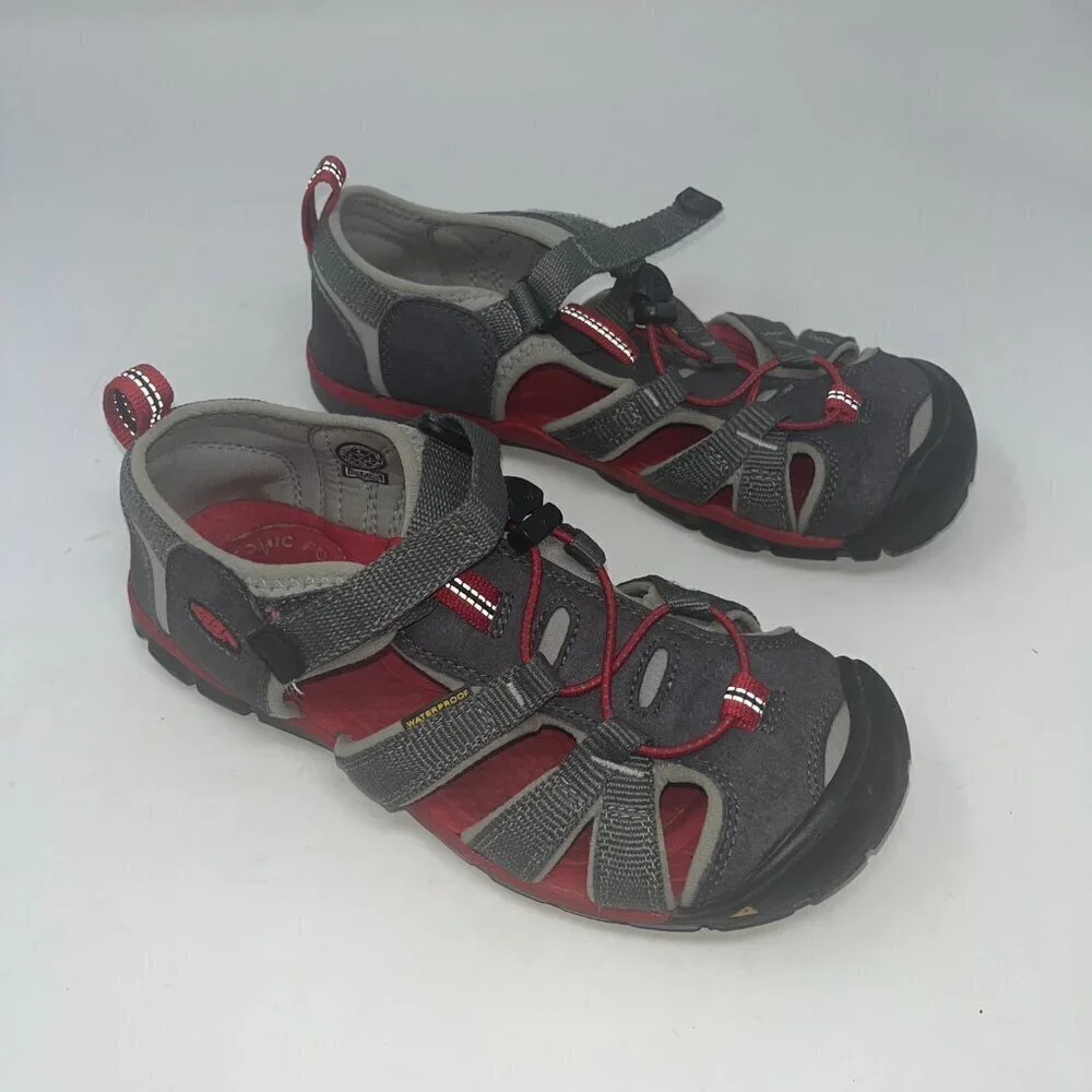 KEEN kids' Seacamp II CNX sandals red grey 4